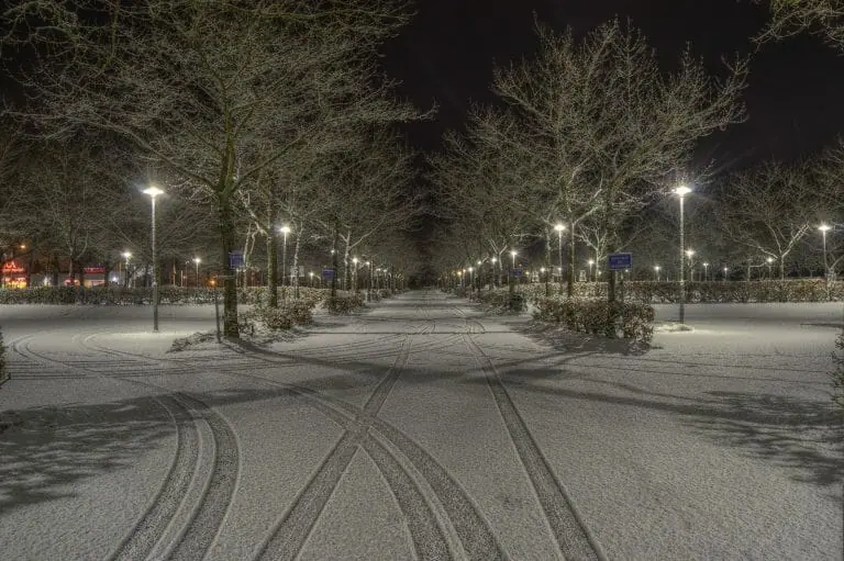 lighting fixtures, public park, recreational areas, led flood, safety and security, led lighting solutions, public spaces, landscape lights, led park, lighting design, lighting system, cost effective, feel safe, parks and recreational, park lights, outdoor lighting, flood lights, parking lots, energy efficient, type of lights