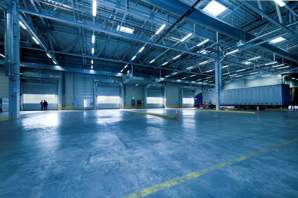 quality light, traditional lighting, reduce energy, conventional lighting, switching to led, save money, upgrade to led, incandescent bulbs, energy savings, cost saving, warehouse lighting to led, benefits of led lights, high bay lighting, turn lights, install leds, times longer, energy efficient, maintenance costs, metal halide lamps, light fixtures